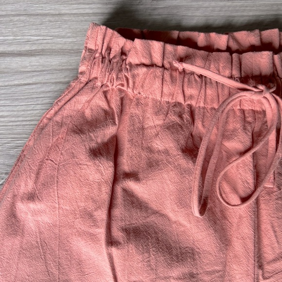 FRANCESCA'S kenya eyelet trim rose shorts size S NWT - Picture 2 of 14